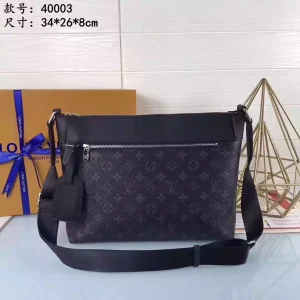 Bandolera Louis Vuitton negra