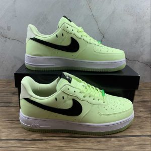 Nike Air Force 1'07 LX "Glow In the Dark"
