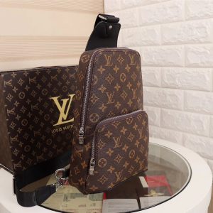 Riñonera con estampado Louis Vuitton