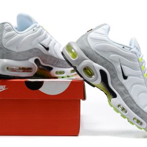 Nike Air Max Plus Reflective Logos
