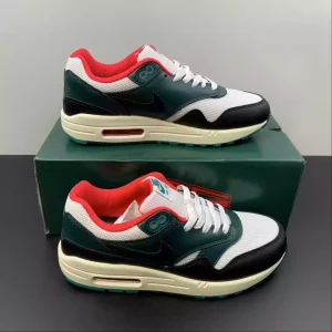 Nike Air Max 1 LeBron James Liverpool F.C.