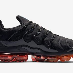Nike Air Vapormax Plus "Black Red"