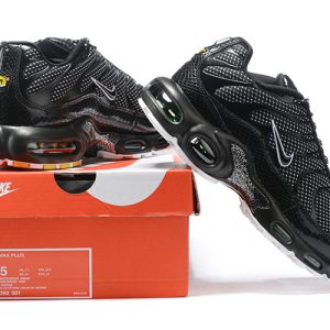 Nike Air Max Plus Black Viper