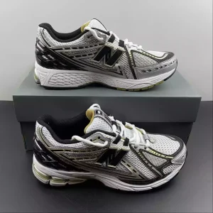 NEW BALANCE 1906 Gris/Negro