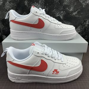 Big Kids' Nike Air Force 1 Low SE Red
