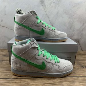 Nike SB Dunk High "Silver Box"