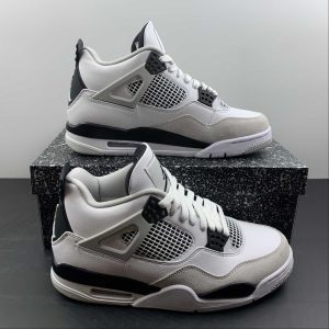 Nike Air Jordan 4 Retro Military Black G5 talla 43 (ENVÍO 72 HORAS)