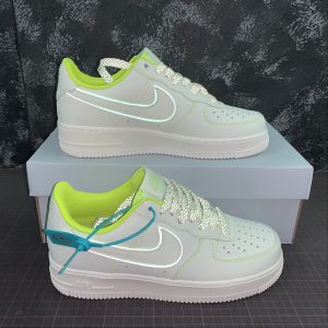 Nike Air Force 1'07 LV8