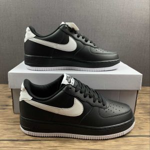 Nike Air Force 1 Low '07 Black White