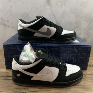 Nike SB Dunk Low Panda Pigeon