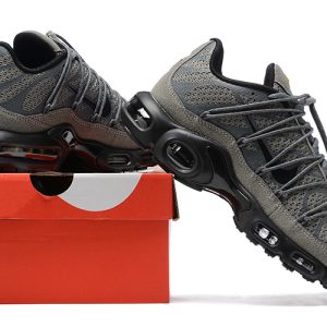 Nike Air Max Plus TN Utility Gris Oscuro