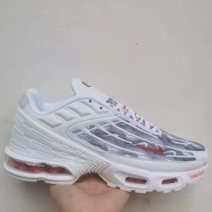 Nike Air Max Plus 3 Logo