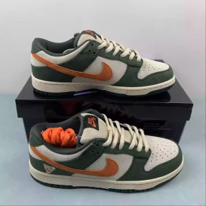 Nike SB Dunk Low Eire