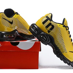 Nike Tuned 1 Mercurial