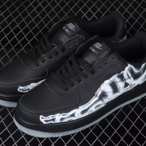 Nike Air Force Skeleton negras