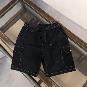 Pantalón corto negro Prada "Backstitch"
