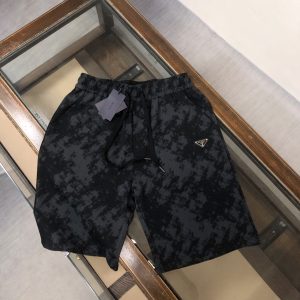 Pantalón corto negro Prada "Camo"