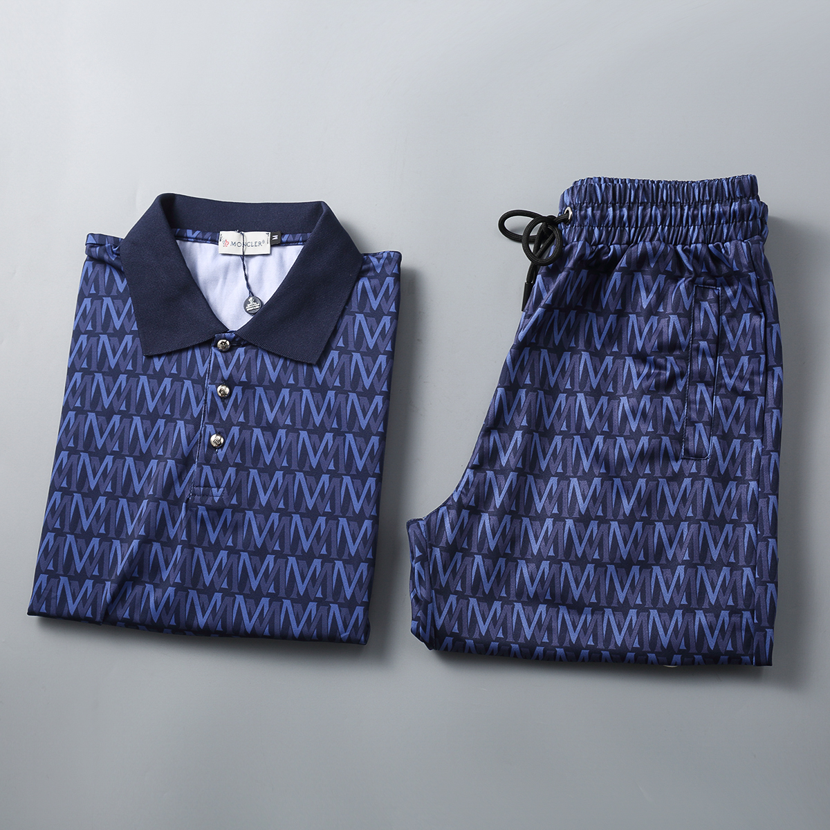 Conjunto corto azul Moncler "M"