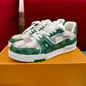Louis Vuitton Trainers firma verde G5