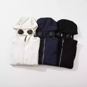 Chaqueta CP Company blanco talla XL (ENVÍO 72 HORAS)