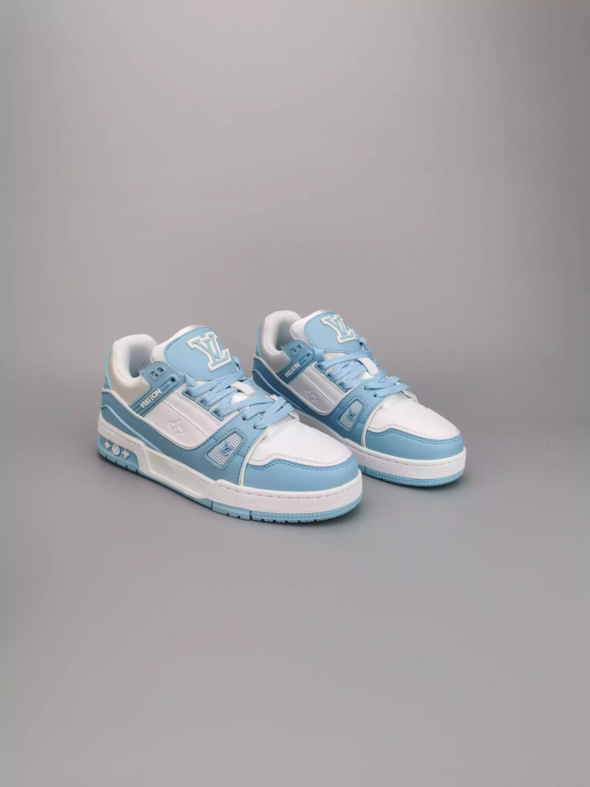 Zapatillas Louis Vuitton "White Sky Blue" - Imagen 2