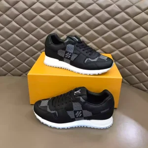 Louis Vuitton "Run Away" negras