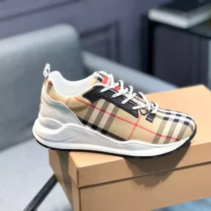 Burberry G5 "Check" beige/blanco