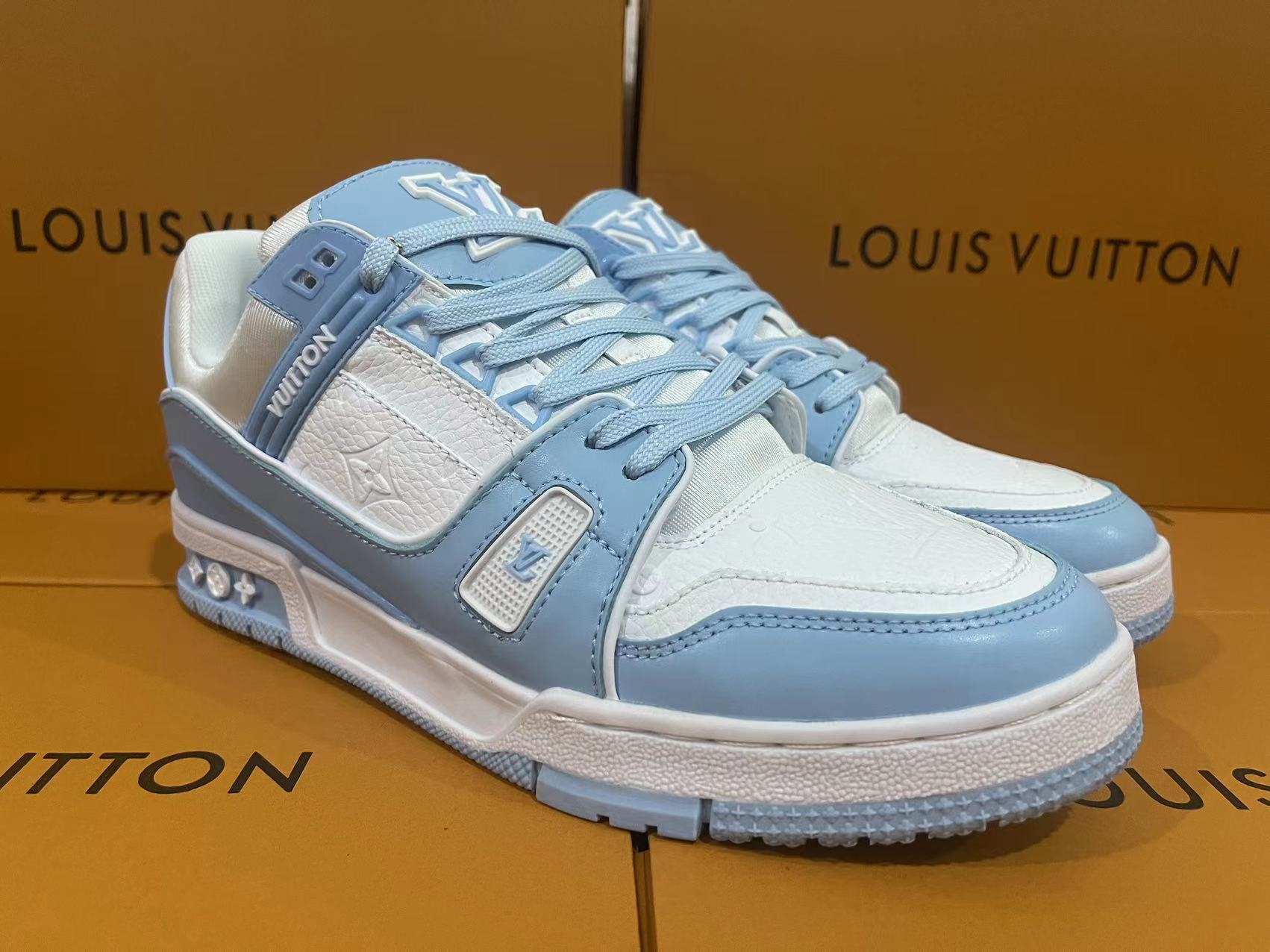 Zapatillas Louis Vuitton "White Sky Blue" - Imagen 5