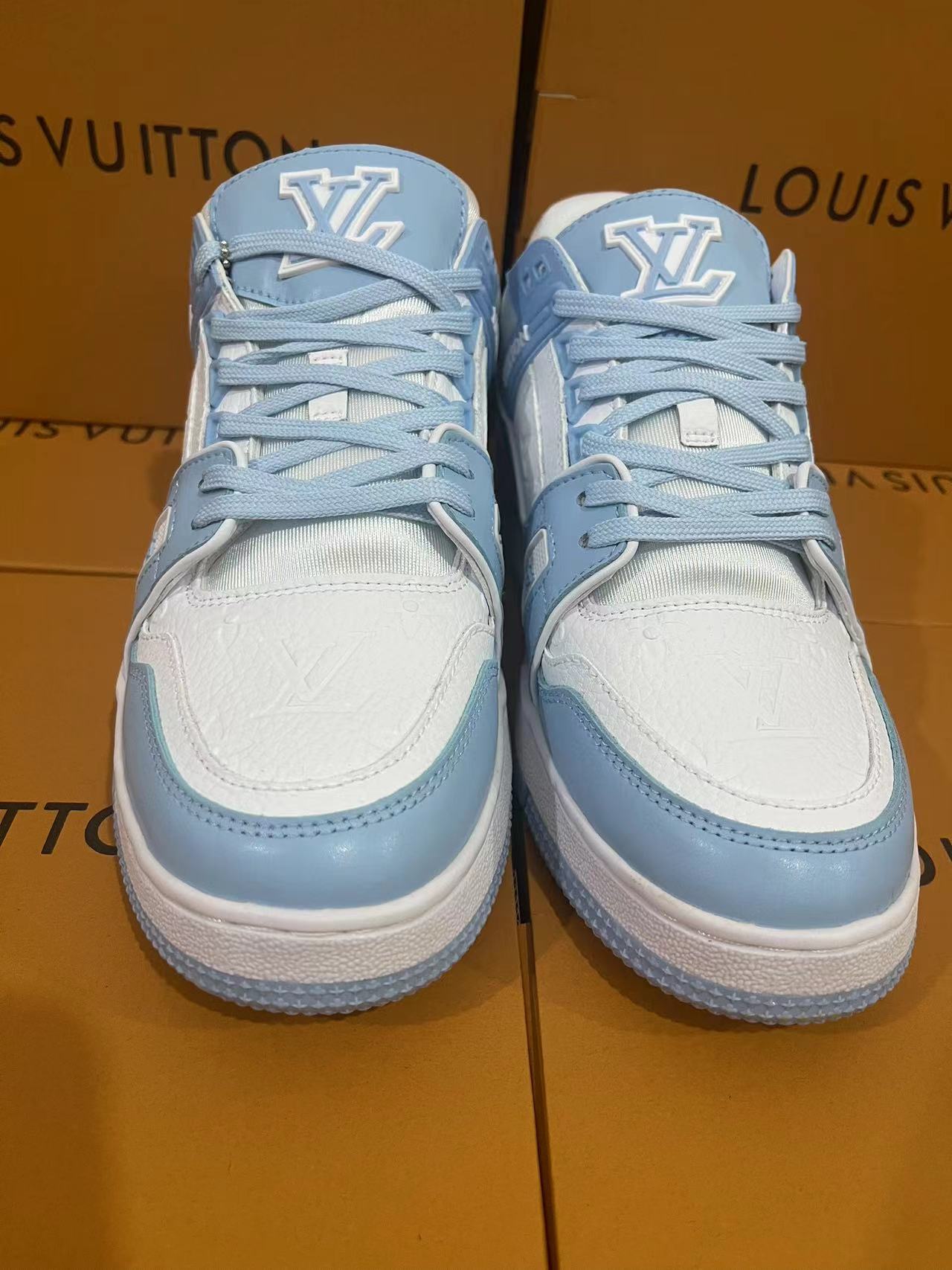 Zapatillas Louis Vuitton "White Sky Blue" - Imagen 6
