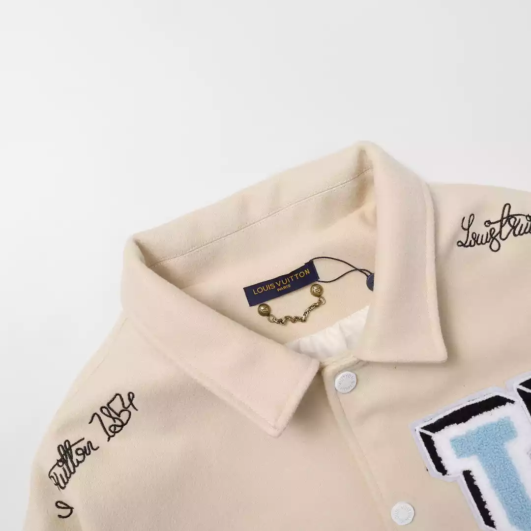 Chaqueta Bomber Louis Vuitton "Bugs Bunny Cream" G5 - Imagen 3