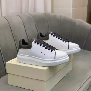 Alexander McQueen "Casual Brown"