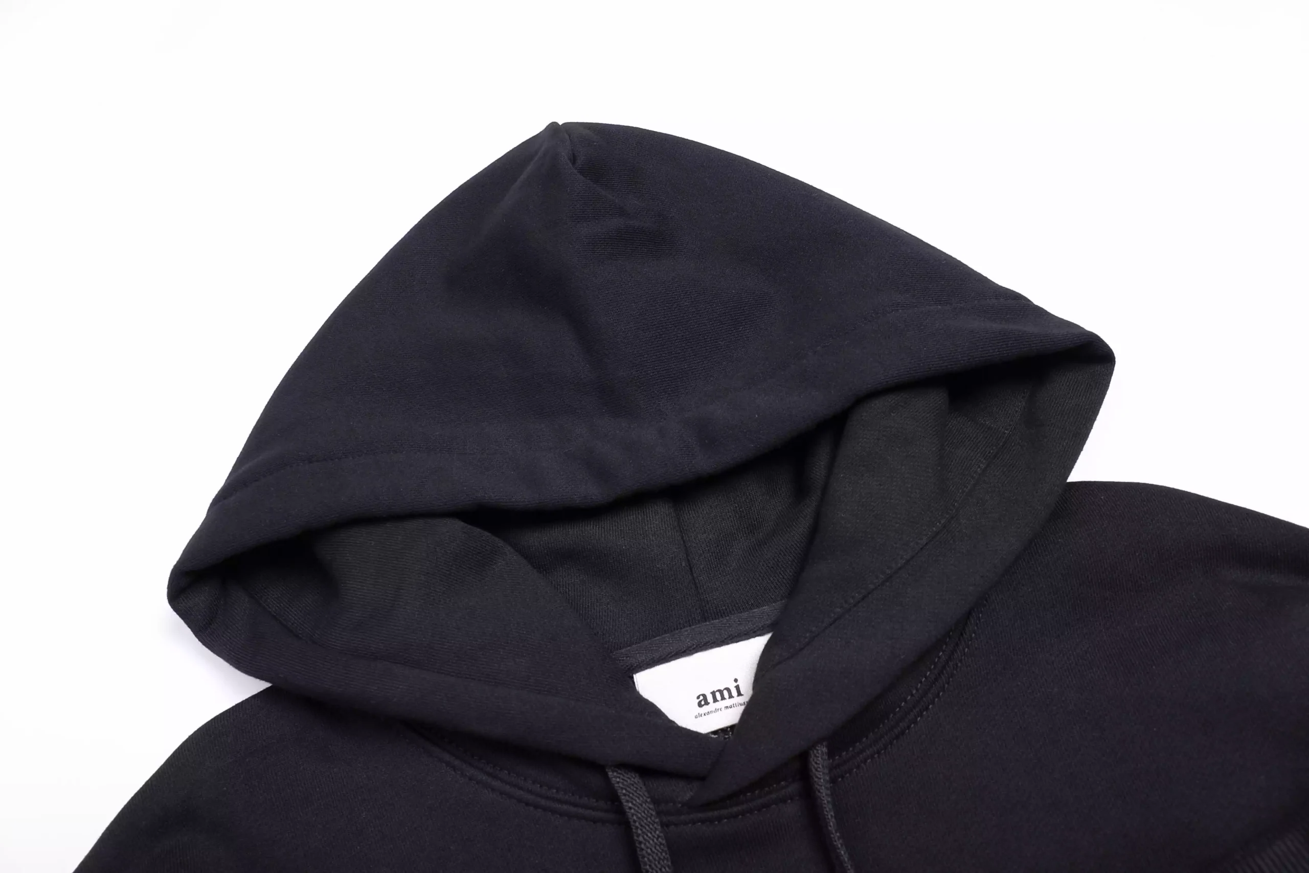 Sudadera con capucha Ami Paris negro logo rojo - Imagen 2
