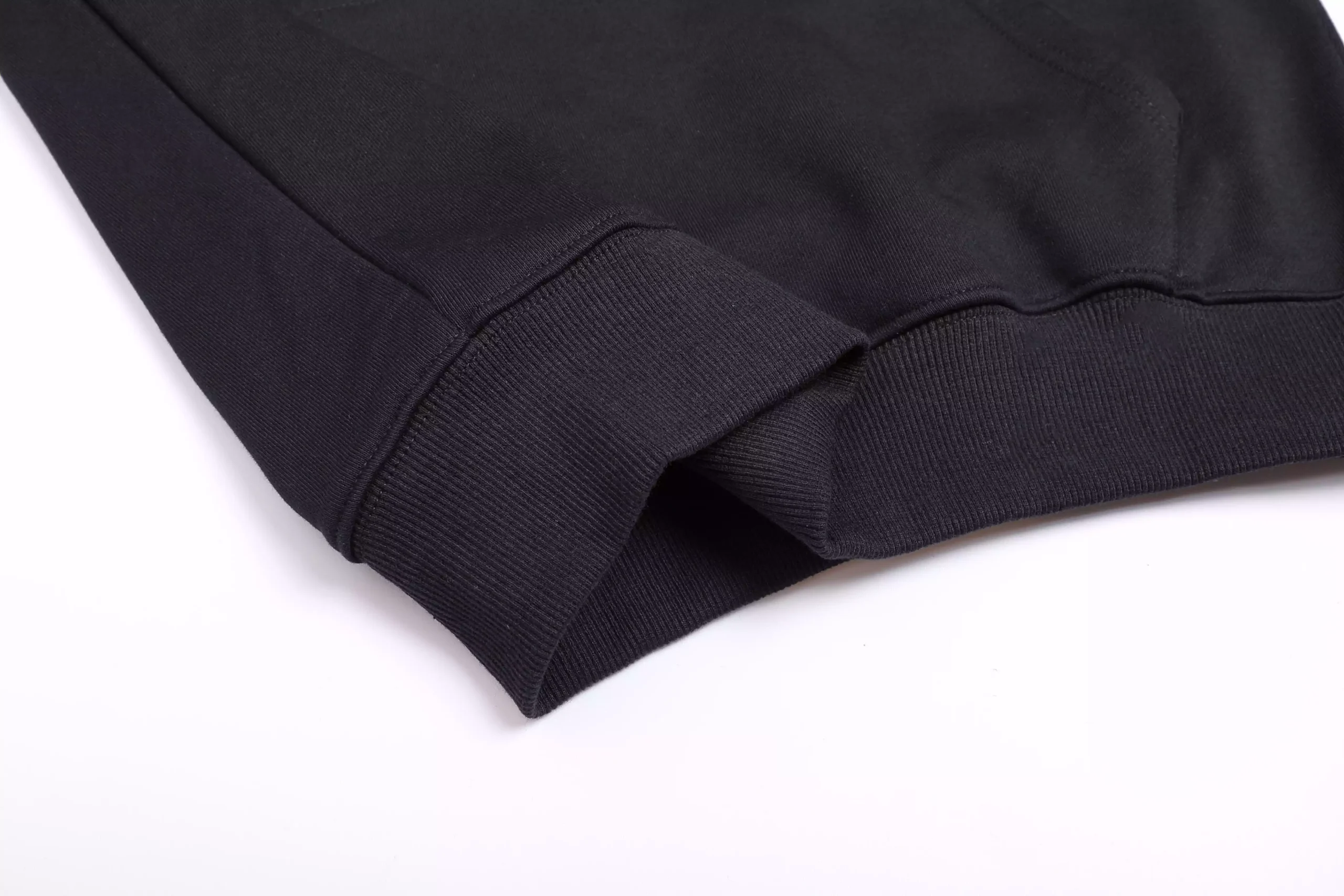 Sudadera con capucha Ami Paris negro logo rojo - Imagen 7