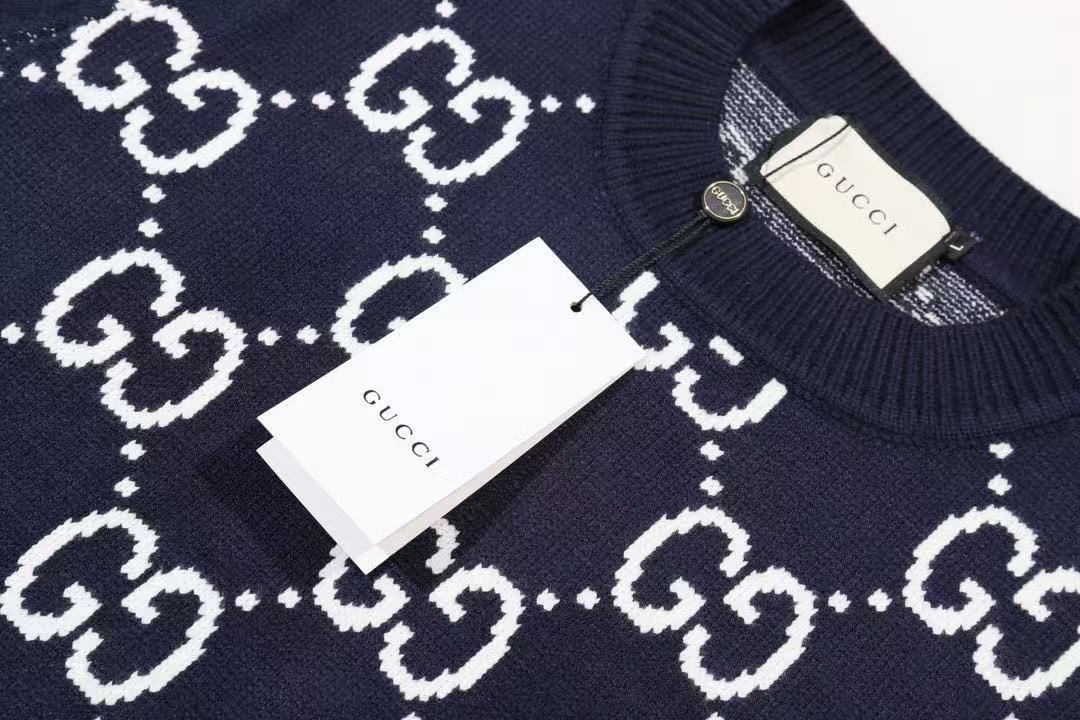 Suéter GUCCI azul oscuro - Imagen 4