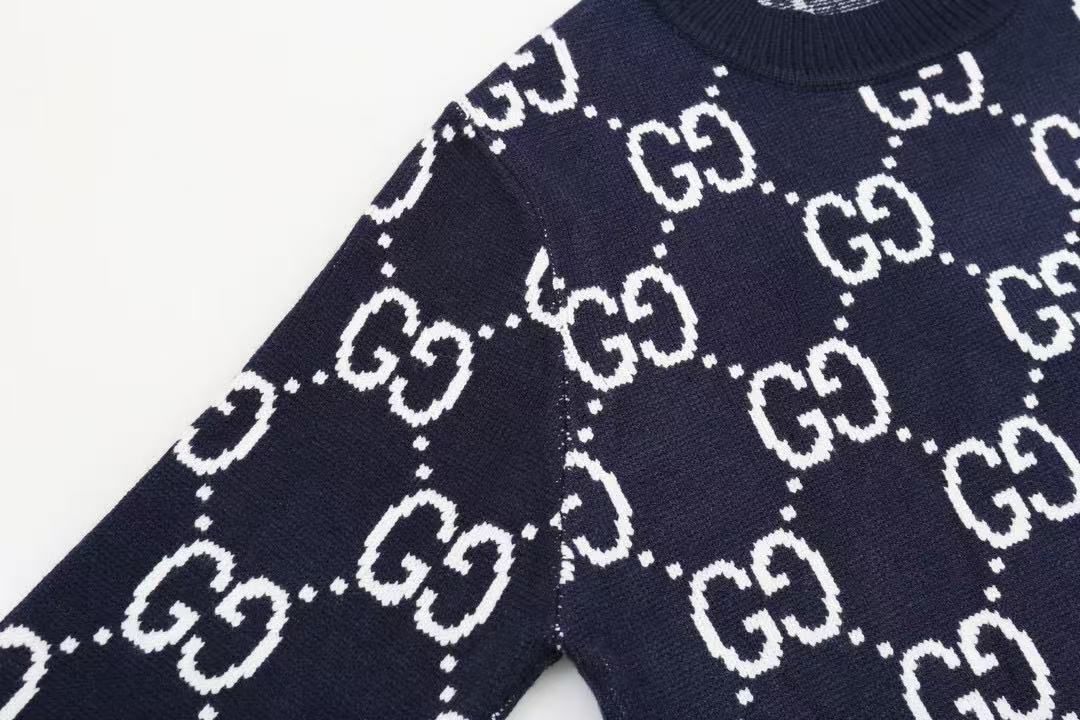 Suéter GUCCI azul oscuro - Imagen 5