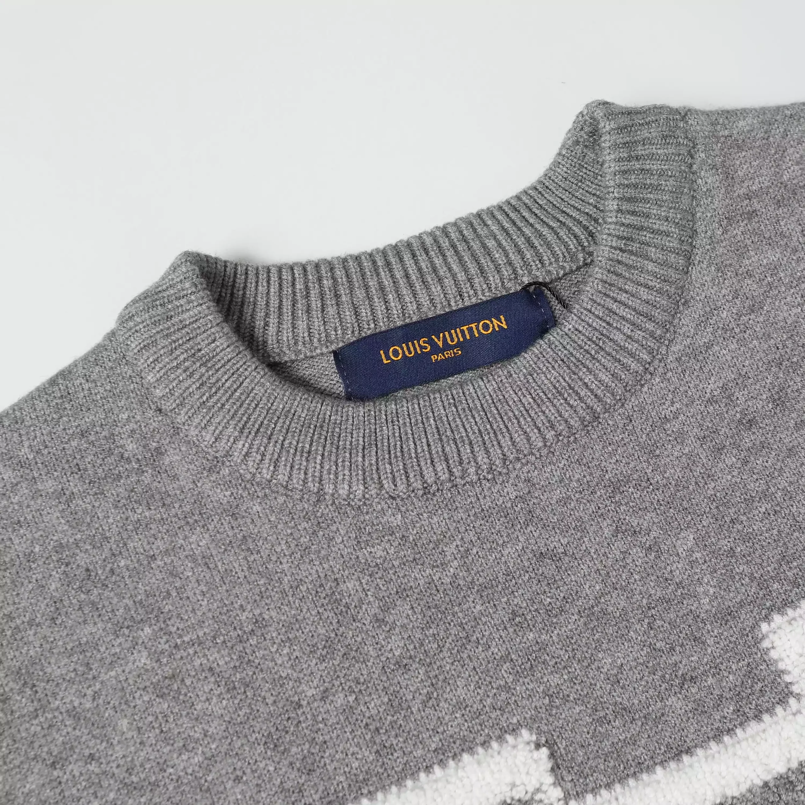 Suéter Louis Vuitton "Big Logo" gris/negro - Imagen 8