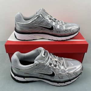 Nike P-6000 talla 42 (ENVÍO 72 HORAS)