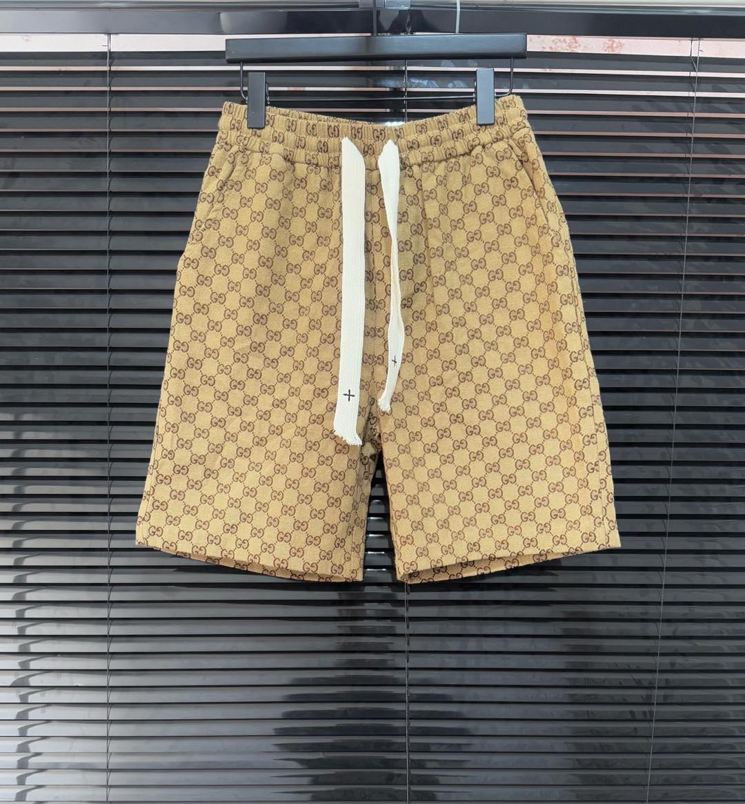 Conjunto corto Gucci monograma GG G5 - Imagen 4