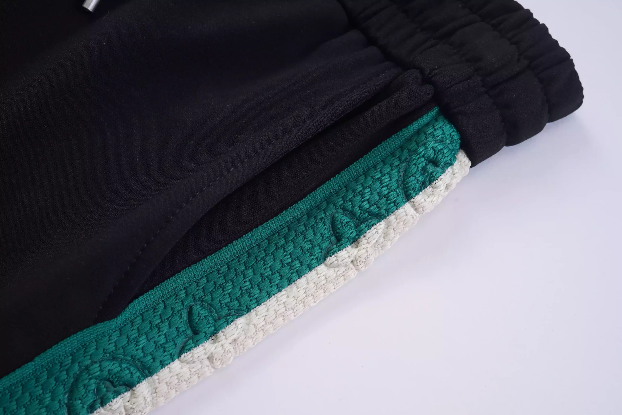 Pantalón corto Louis Vuitton Dragon - Imagen 2