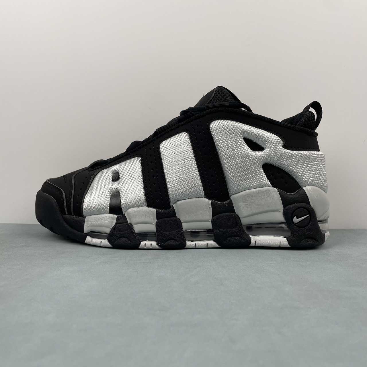 Nike Air More Uptempo Low Black - Imagen 6