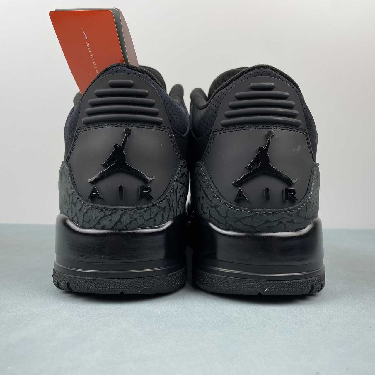 Nike Air Jordan 3 Retro Black - Imagen 3