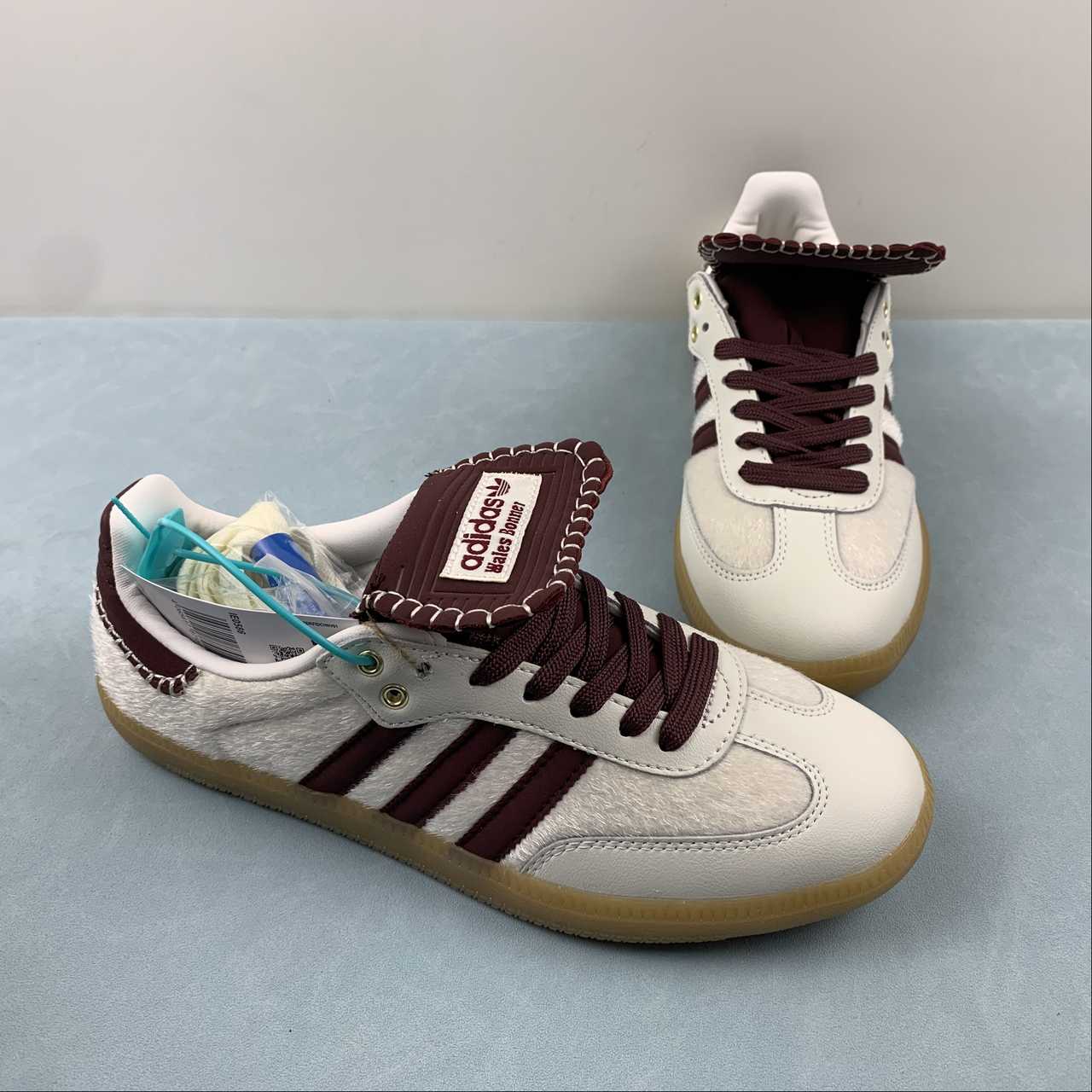 Adidas Wales Bonner terciopelo lengüeta granate - Imagen 3