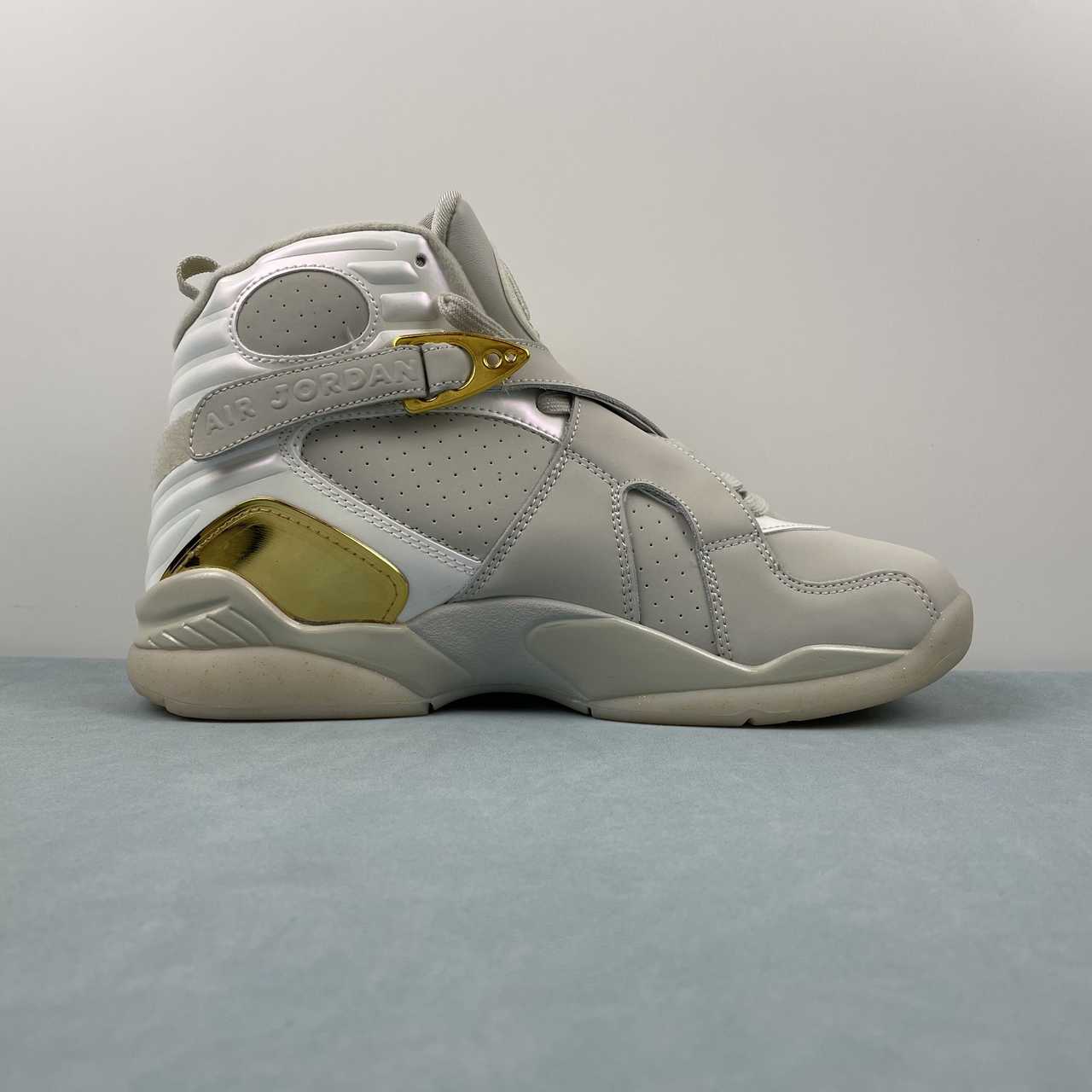 Nike Air Jordan 8 Retro Light Grey - Imagen 5