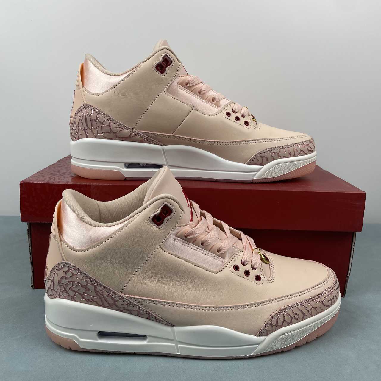 Nike Air Jordan 3 Retro Pink