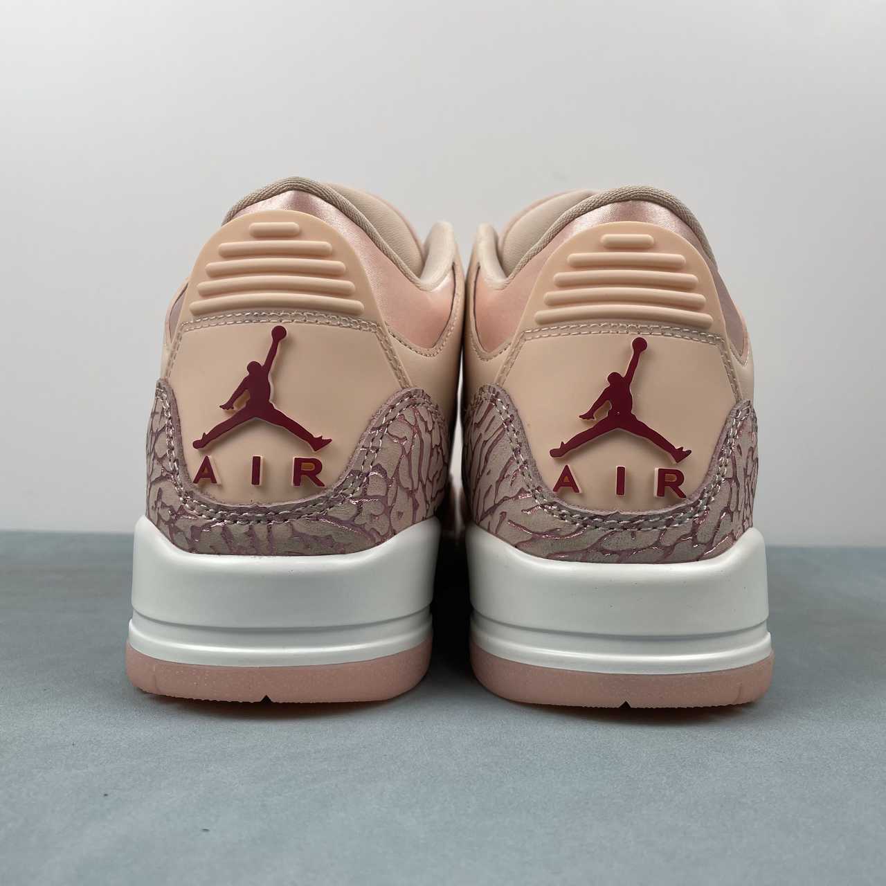 Nike Air Jordan 3 Retro Pink - Imagen 3