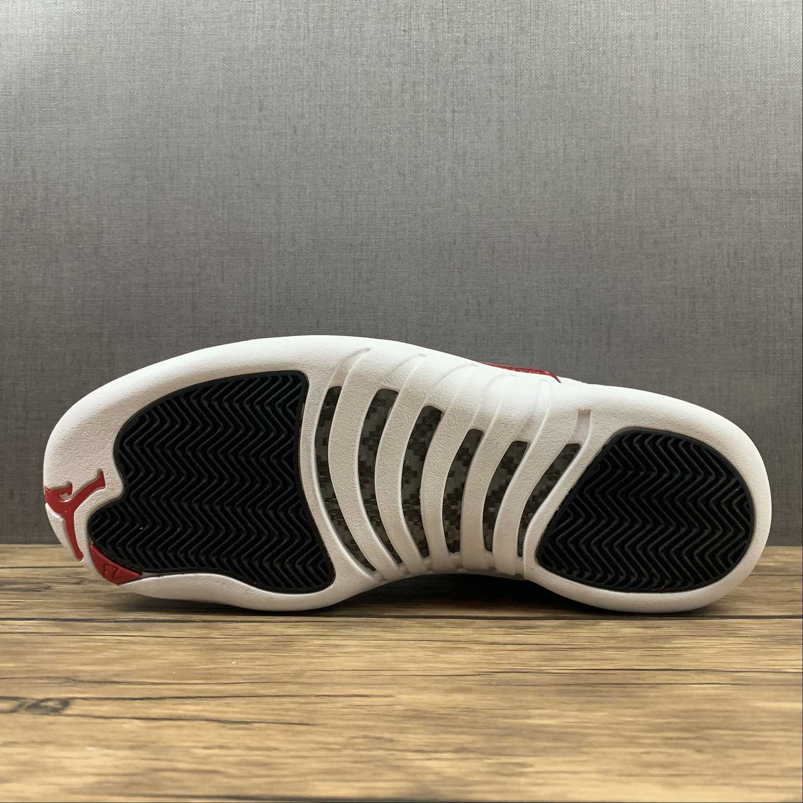 Nike Air Jordan 12 Retro 'Twist Red' - Imagen 5