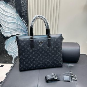 Maletín de hombre Louis Vuitton- Negro
