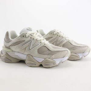 New Balance 9060 beige