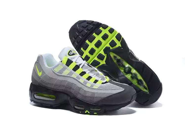 Nike Air Max 95 OG "Neón" - Imagen 4
