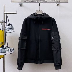 Chaqueta Prada negra G5